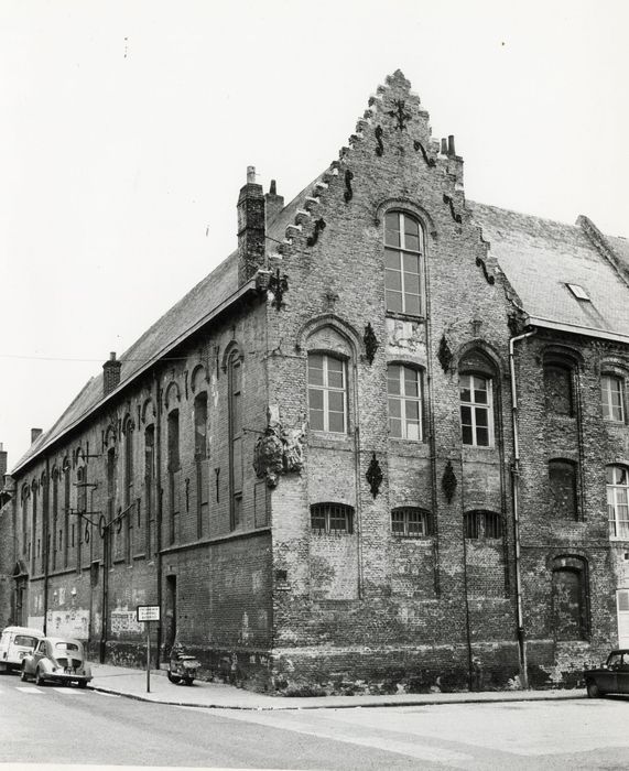 aile nord, façades sur rues