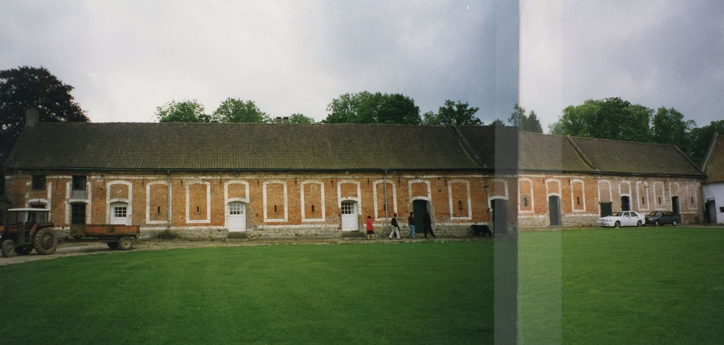 communs, façade nord-ouest