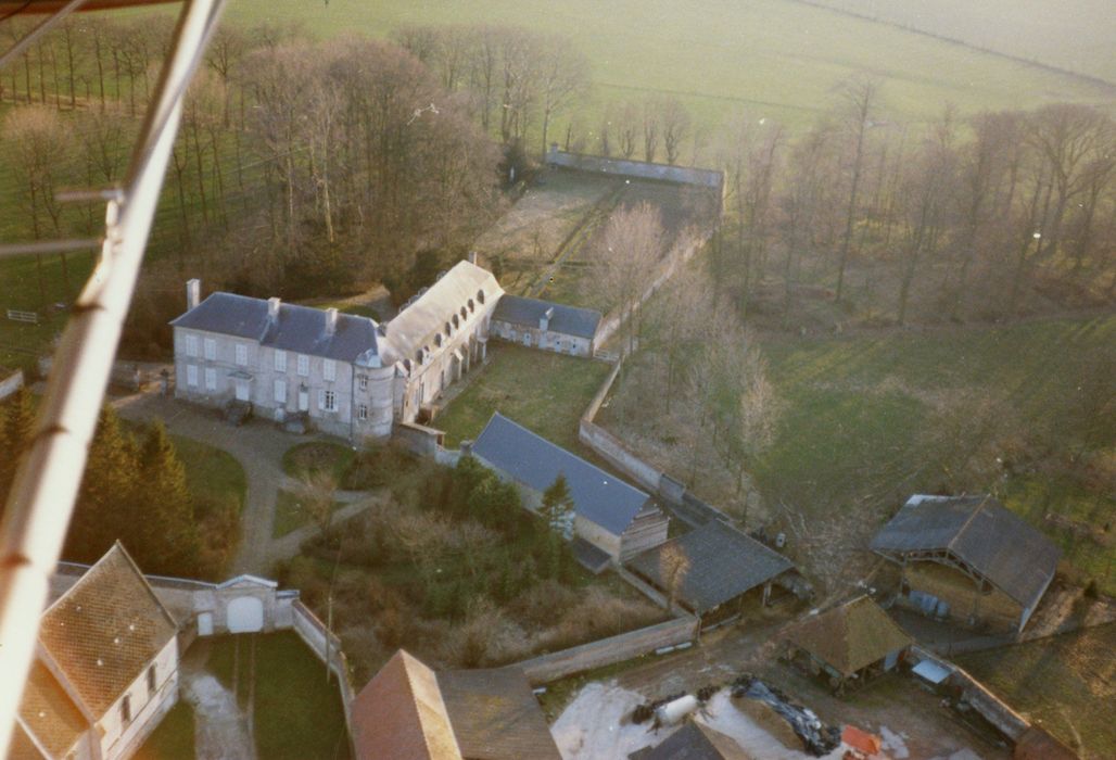 vue aérienne de l’ensemble des bâtiments