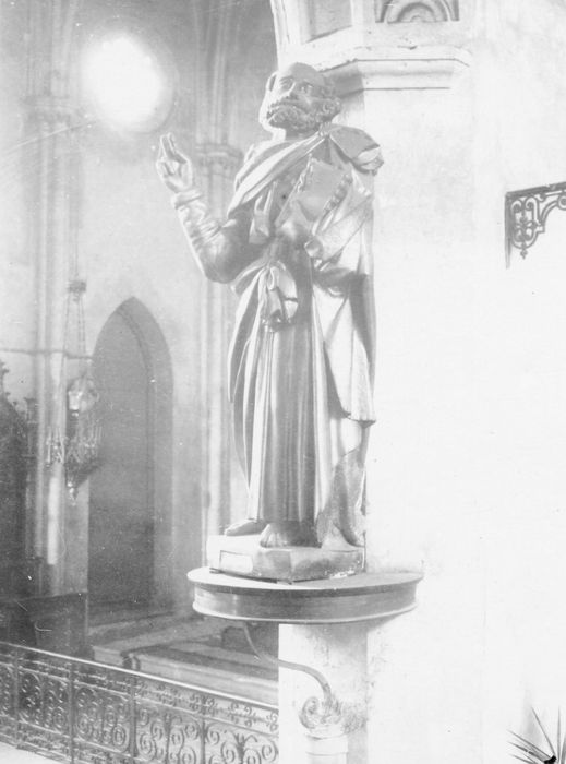 statue : Saint Pierre