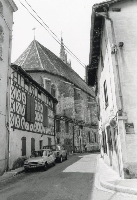 façade latérale nord-est, vue partielle