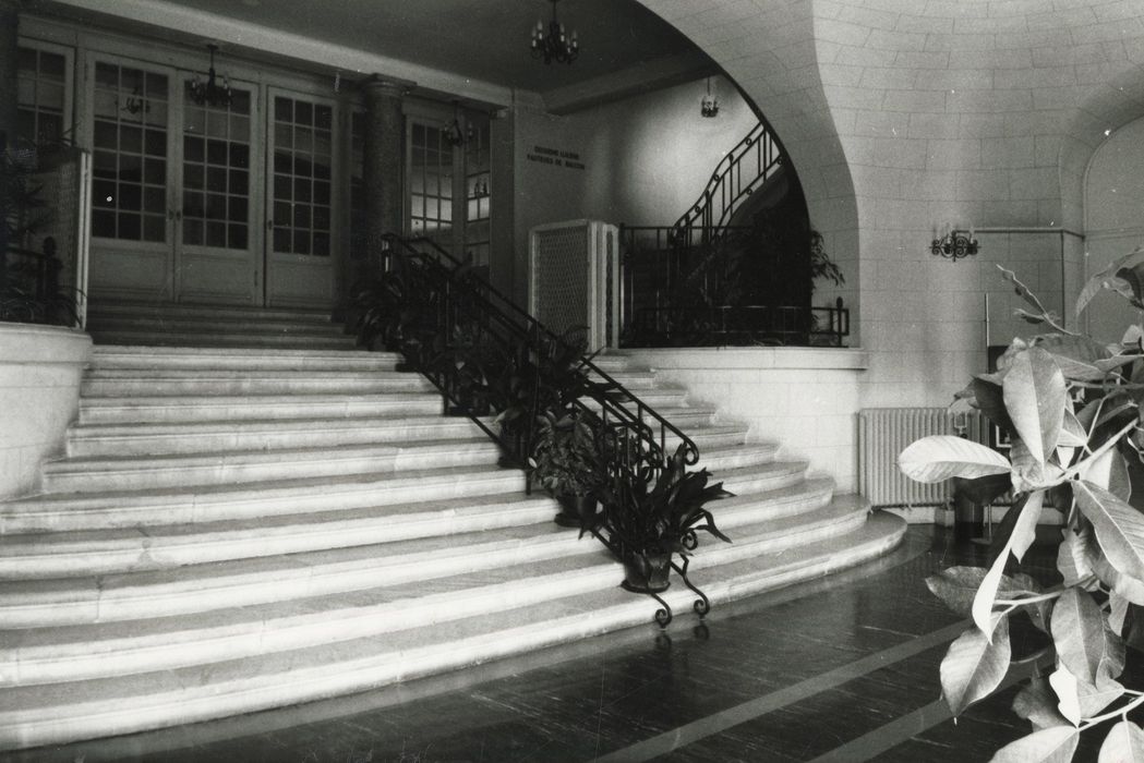 vestibule, escalier d’honneur