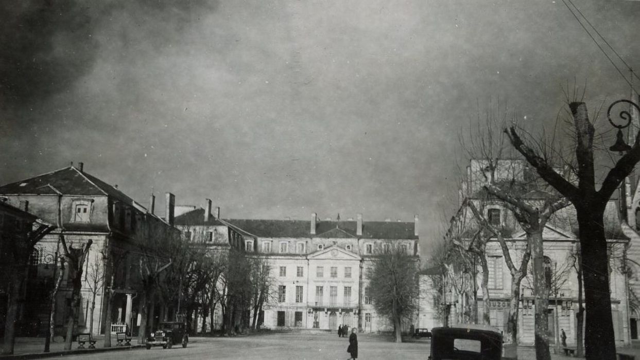 vue partielle du château depuis l’Est