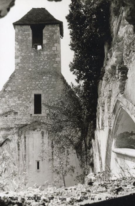 chapelle, vue partielle des ruines