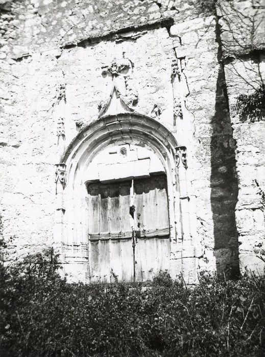 chapelle, portail d’accès