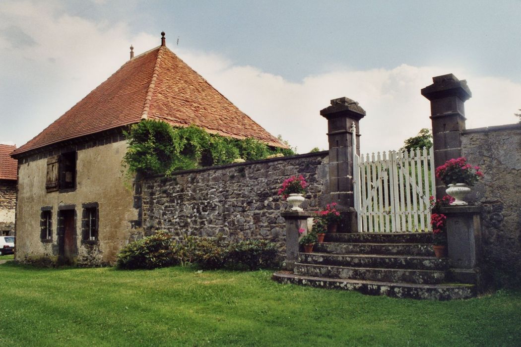 pavillon de gardien, escalier d’accès au jardin sud