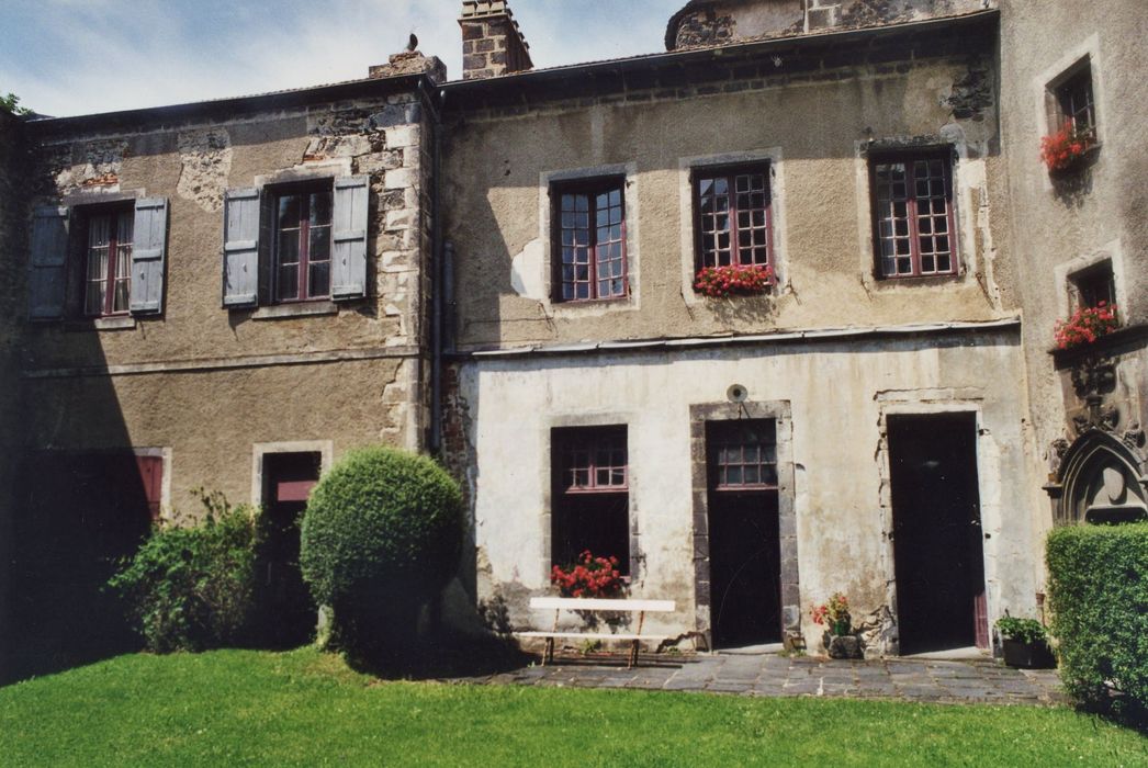 cour intérieure, aile nord, façade sud