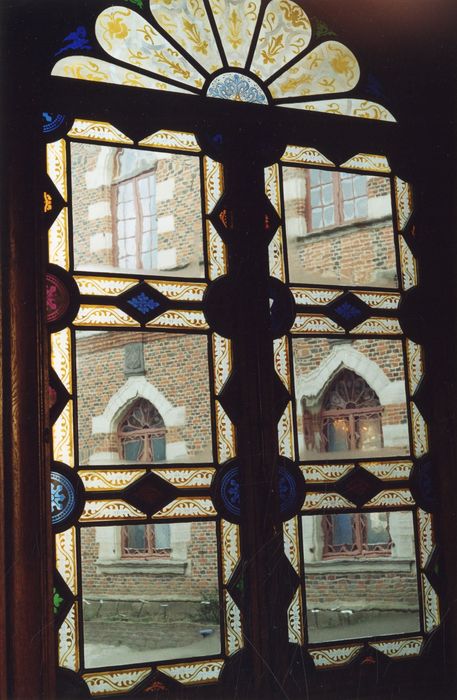 rez-de-chaussée, salle à manger, détail d’une fenêtre