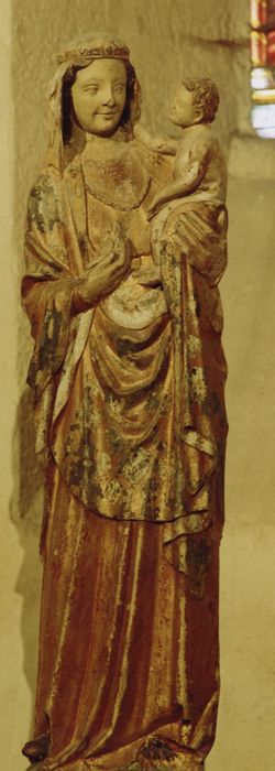 statue : Vierge à l’Enfant