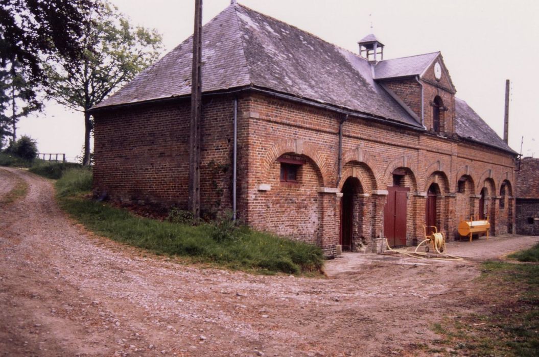 communs sud-est, façades nord et ouest