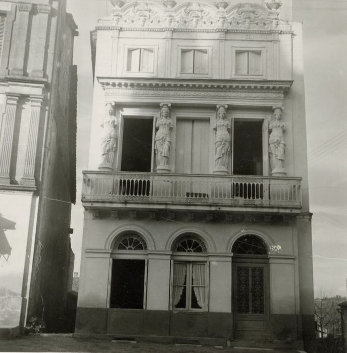 façade sur rue