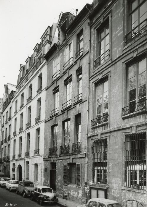 façade sur rue du n°13