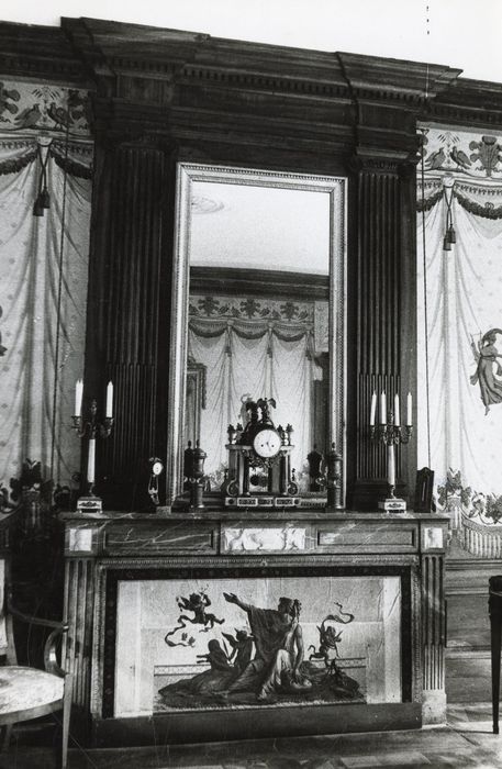 grand salon, vue partielle des décors