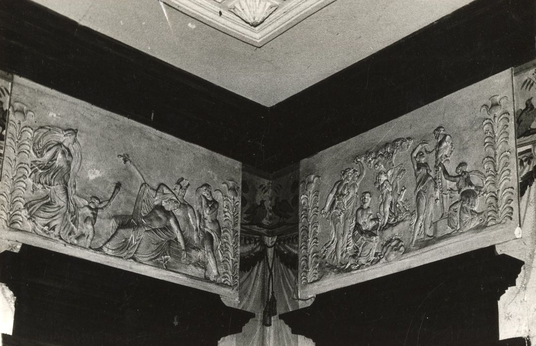 grand salon, détail des dessus-de-porte