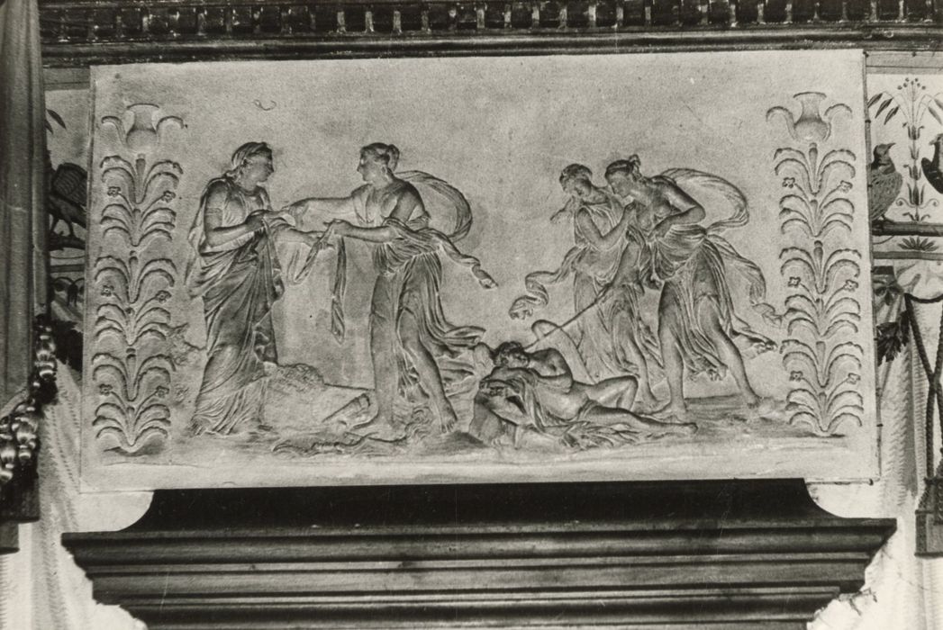 grand salon, détail d’un dessus-de-porte