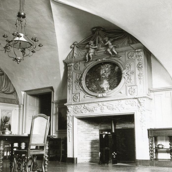 salle à manger, cheminée