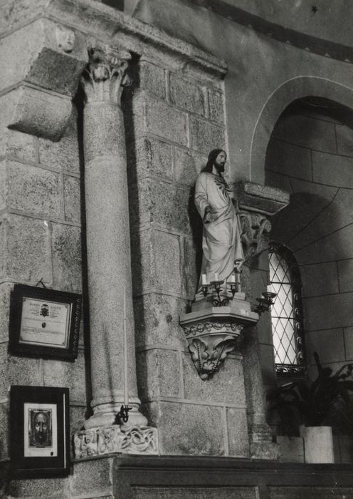 choeur, détail d’une colonne au nord