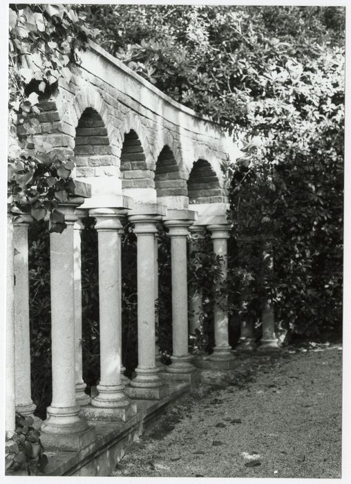 parc, colonnade, vue partielle