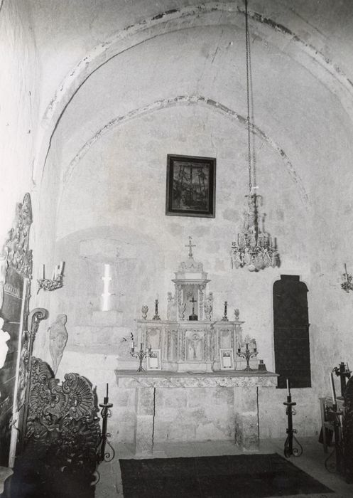 Maître-autel, tabernacle de la chapelle