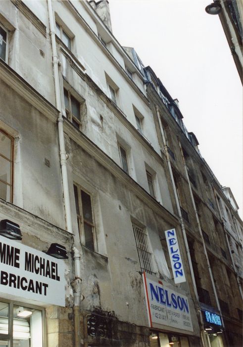 façade sur la rue au n°27 de la rue Dussoubs