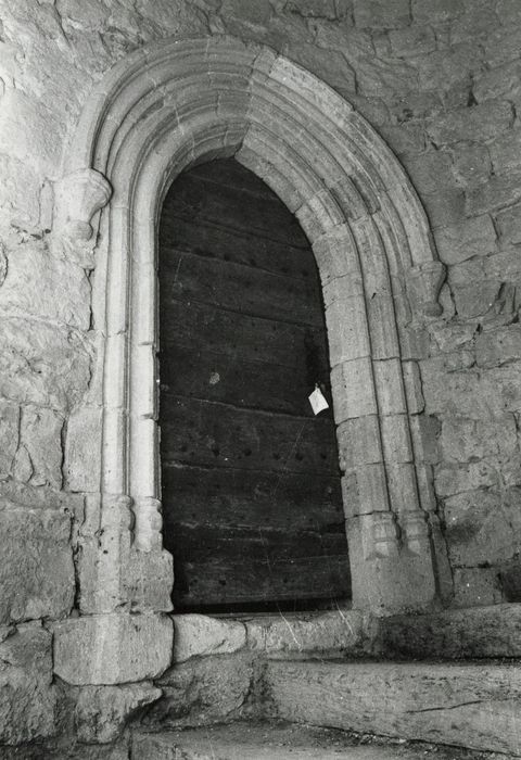 donjon, porte d’accès à la chambre haute au 1er étage