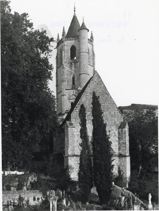 vue partielle de la tour