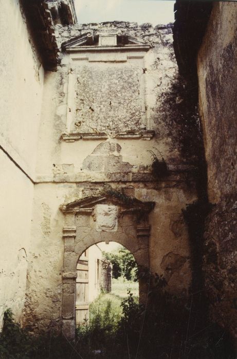 pan de mur situé à l’arrière de la tour sud, élévation nord-ouest