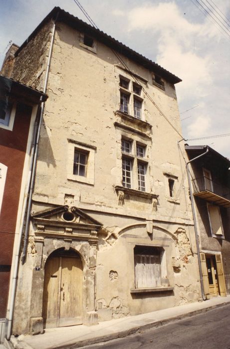 façade sur rue