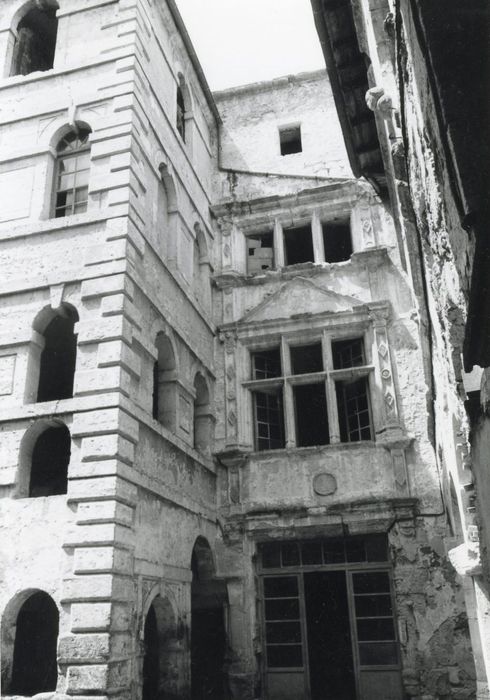 cour intérieure, façade sud