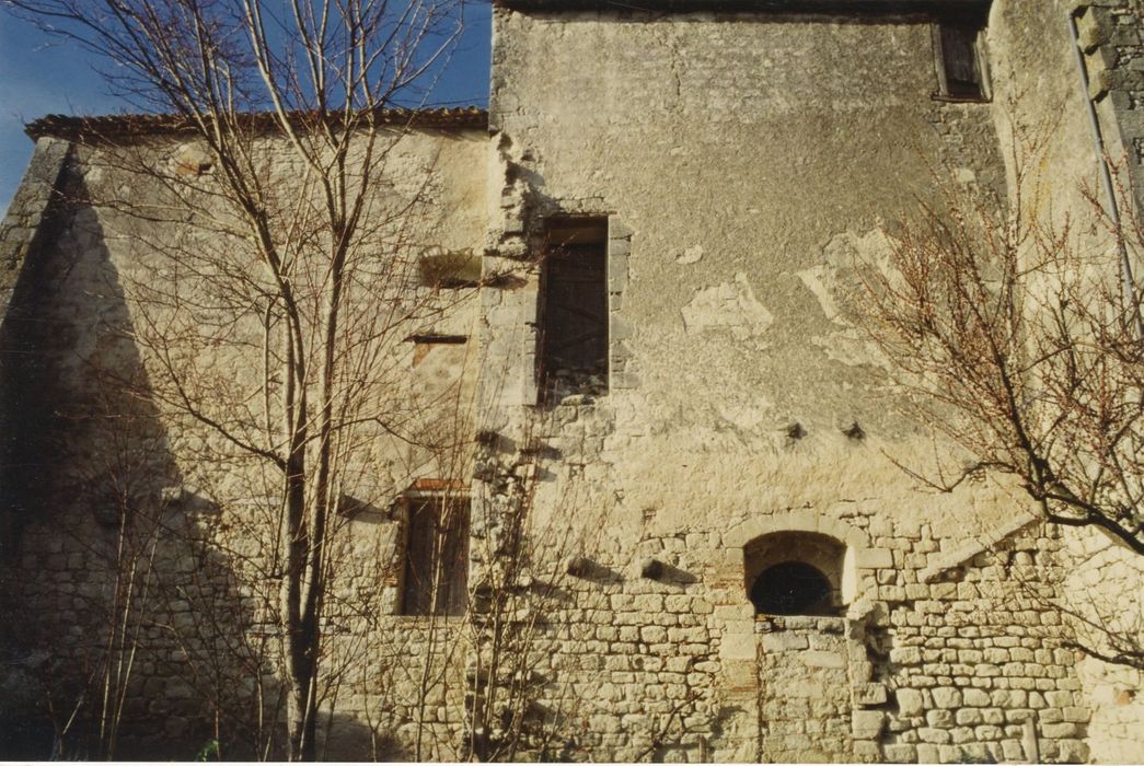 façade sud, vue partielle