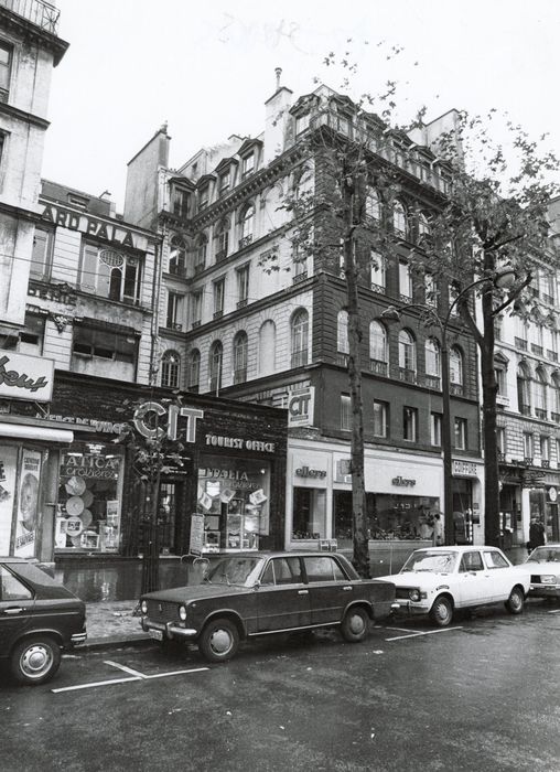 vue générale des façades depuis la rue