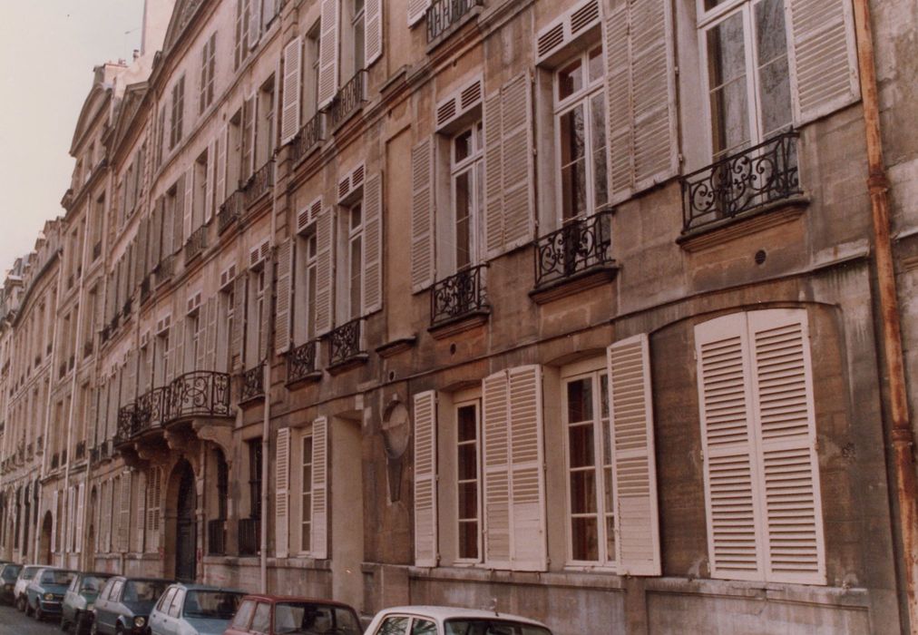 façade sur rue