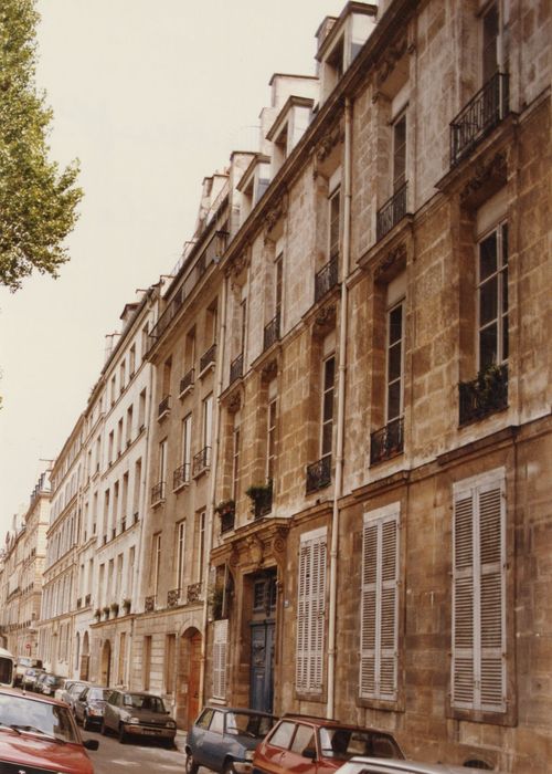 façade sur rue