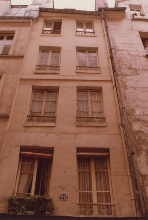 façade sur rue