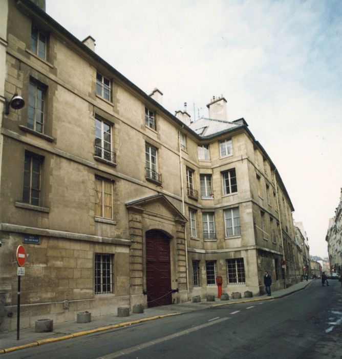 façade sur rue du n°7