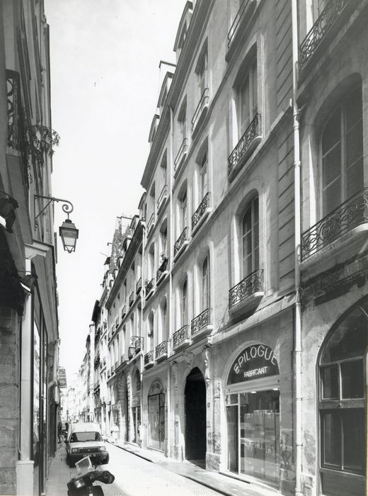 façade sur rue