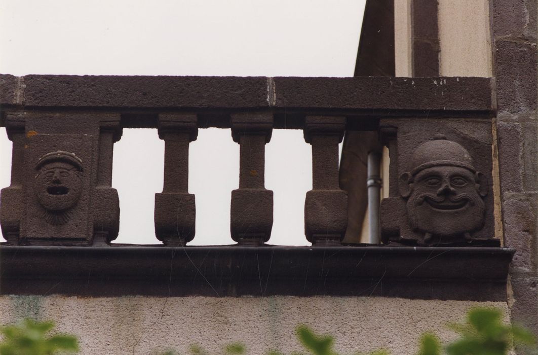 balustrade sud de la terrasse, détail