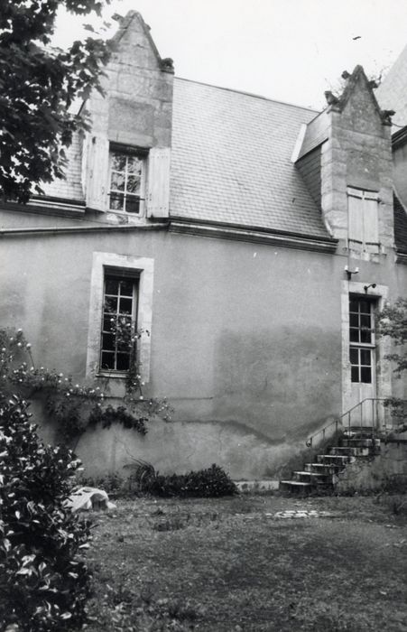 hôtel de Saillant, façade sud (?), vue partielle