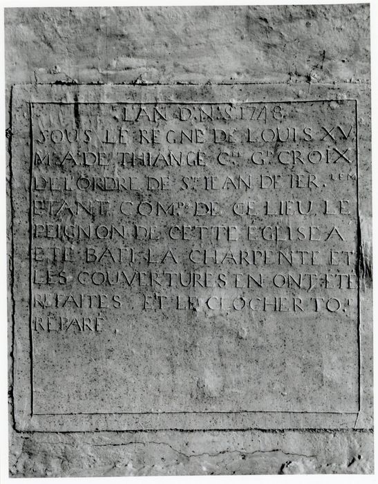 plaque commémorative des transformations de l'église en 1749 