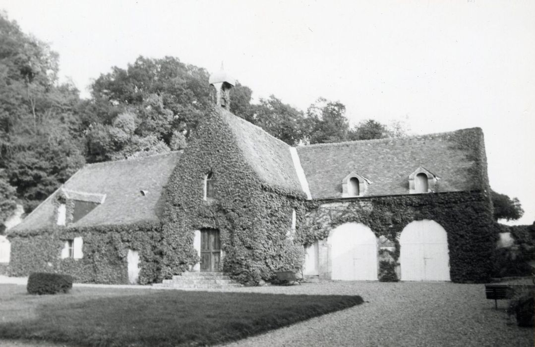 bâtiment situé à l’Est de la cour nord, ensemble ouest