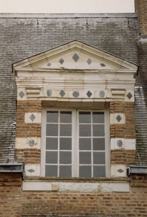 façade nord, détail d’une lucarne