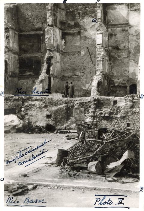 anciennes fortifications, mur de soutènement de la terrasse de la place du château