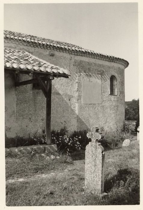 façade latérale sud, vue partielle