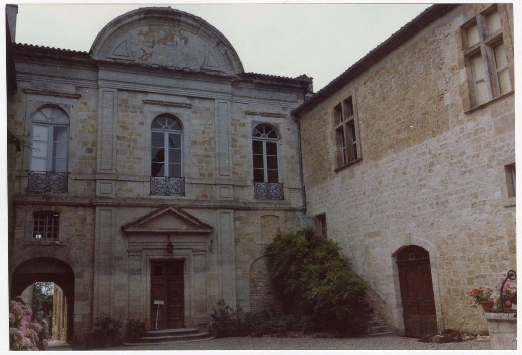 façade est