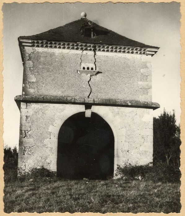 vue générale du pigeonnier 1