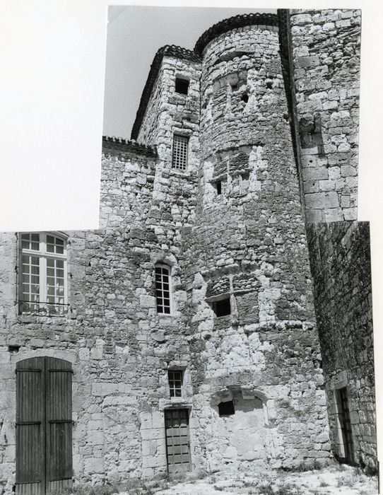 tourelle d’escalier situé à l’angle nord-est de la cour sud