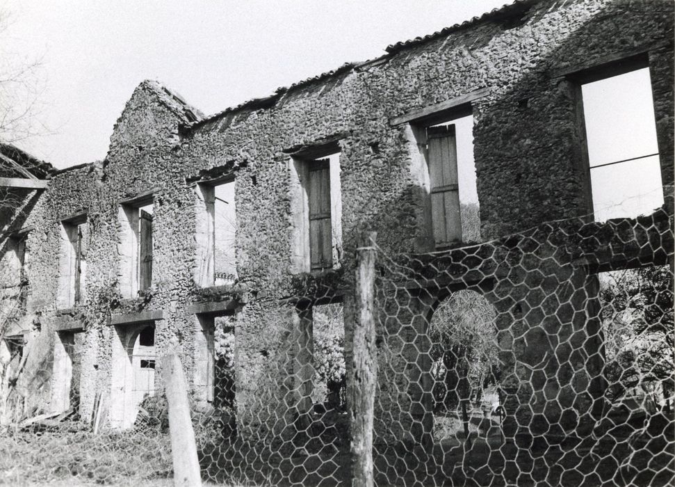 ruines de l’aile ouest, façade est