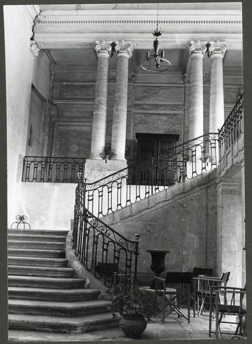 escalier monumental