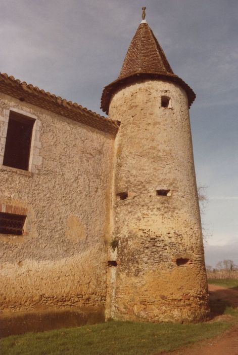 bâtiment annexe est, tour nord-est