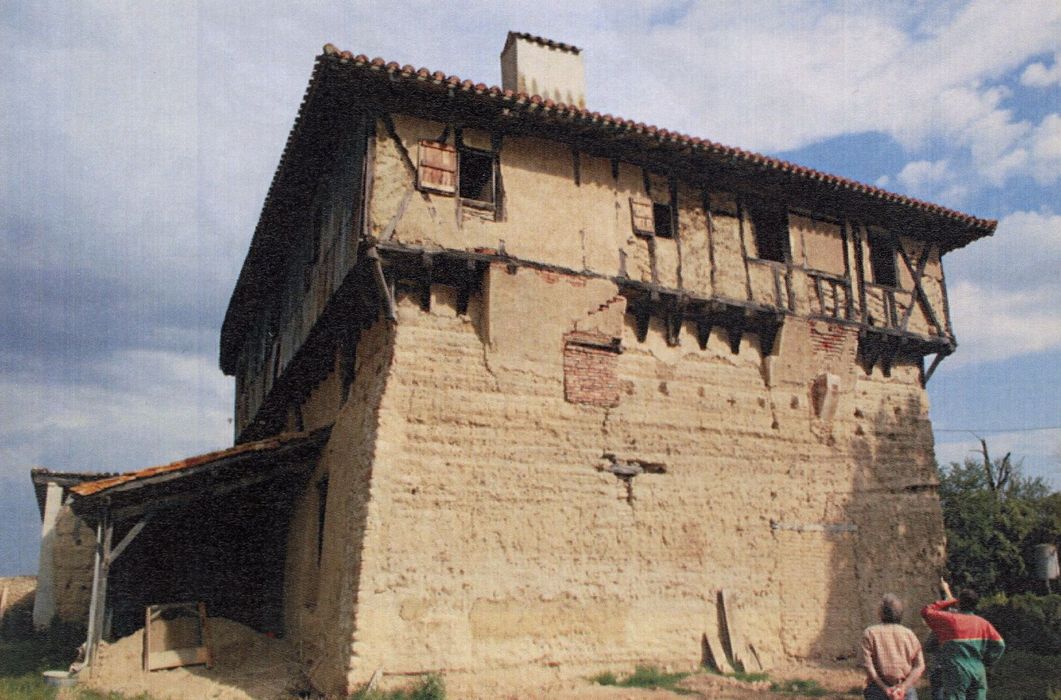 revue générale d’une façade (photocopie numérisée)